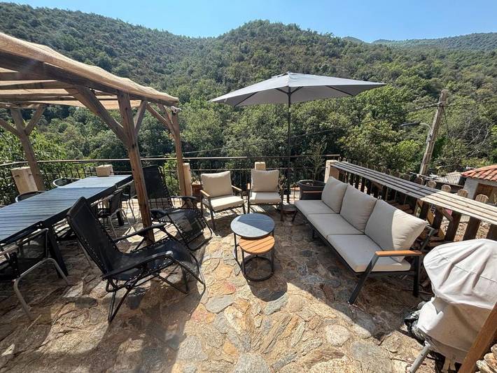 Location de vacances pour 10 personnes, avec Balcon et Terrasse ainsi que Jardin et Vue à Joch