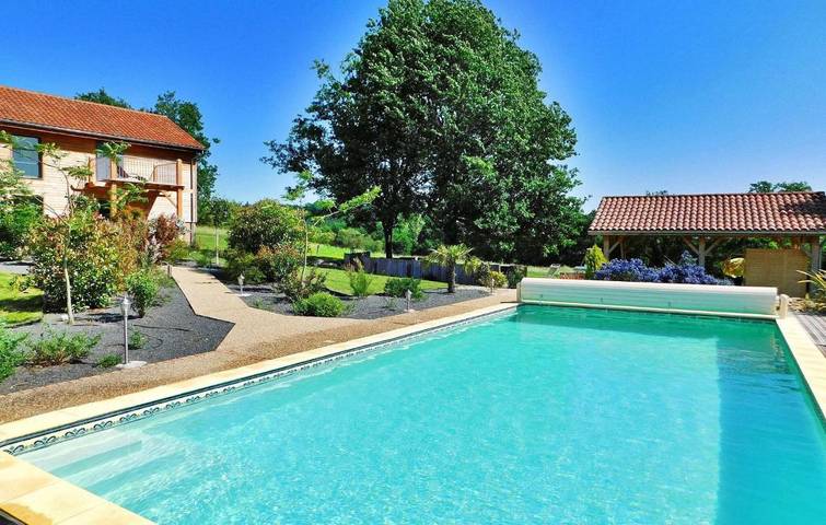Maison de vacances pour 8 personnes, avec terrasse ainsi que piscine et sauna, animaux acceptés - 1