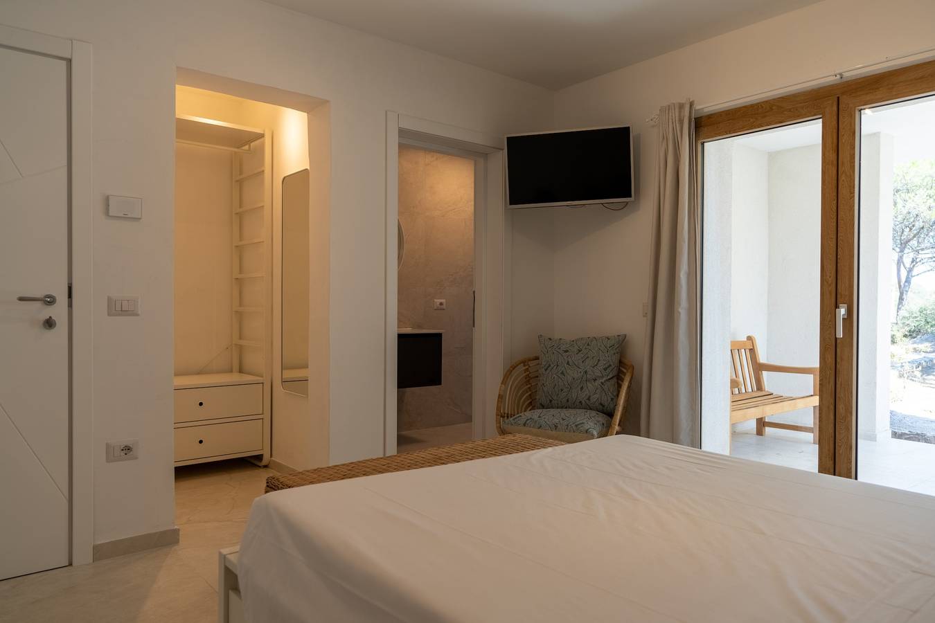 Villa "The Beach" con Vista Mare, Terrazza Condivisa e Wi-Fi in Pittulongu, Olbia
