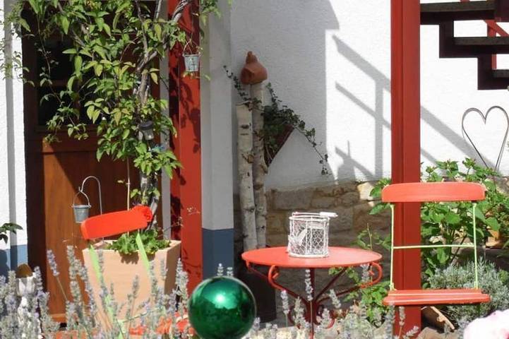 Ferienwohnung für 2 Personen, mit Garten in Gimmeldingen