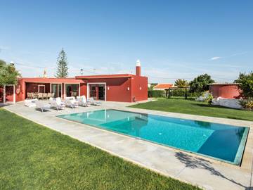 Gîte pour 14 personnes, avec jardin et terrasse dans Pata De Cima