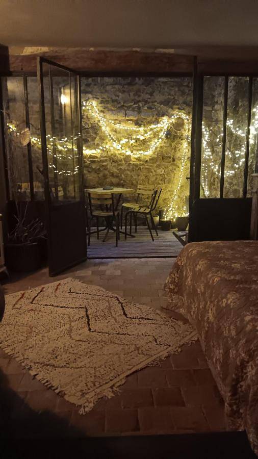Location de vacances pour 4 personnes, avec Terrasse à Saint-Sauveur-en-Puisaye