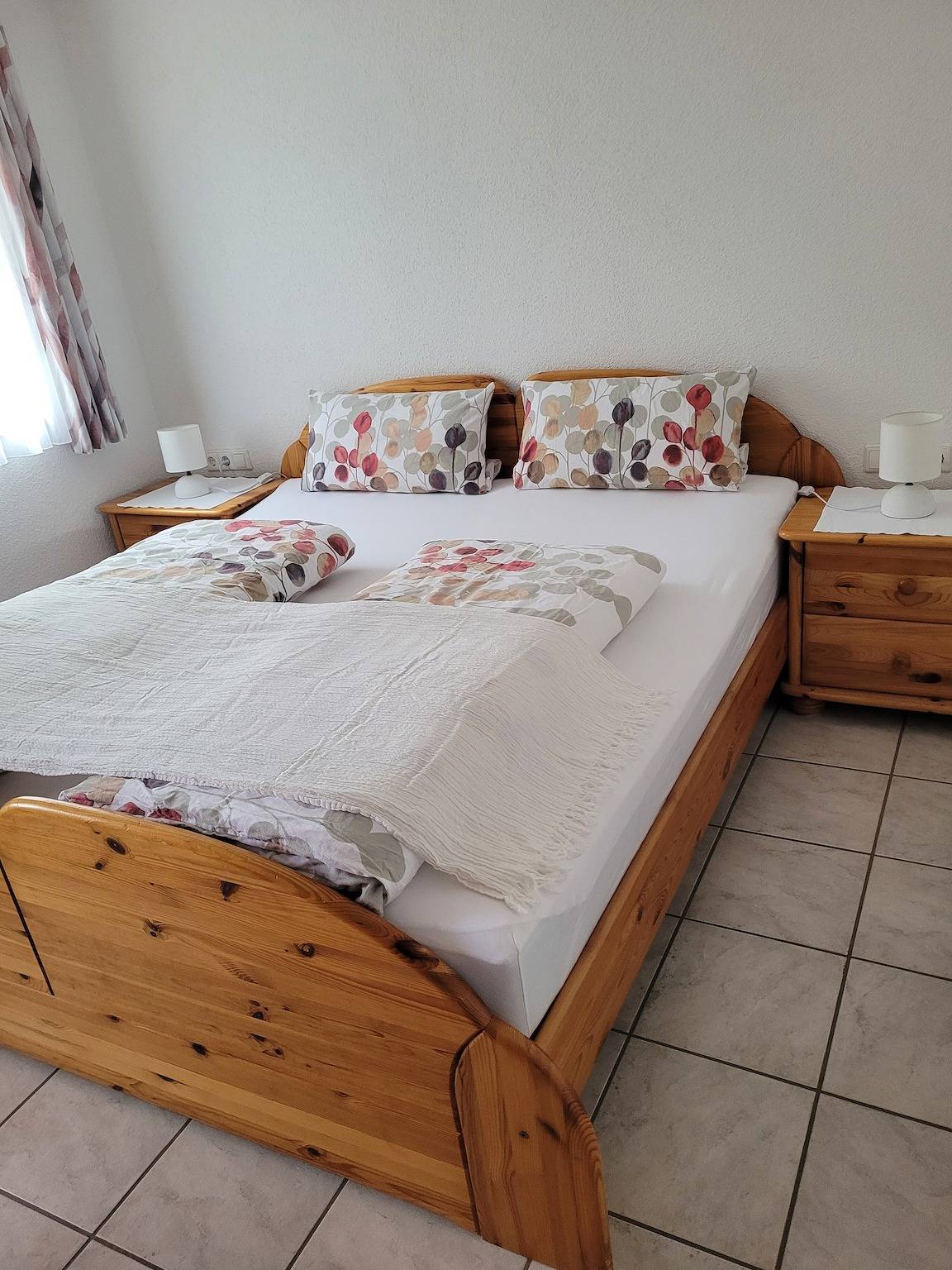 Appartement 'Neumeyer' met Uitzicht op de Bergen, Gedeelde Tuin en Wi-Fi, foto 6