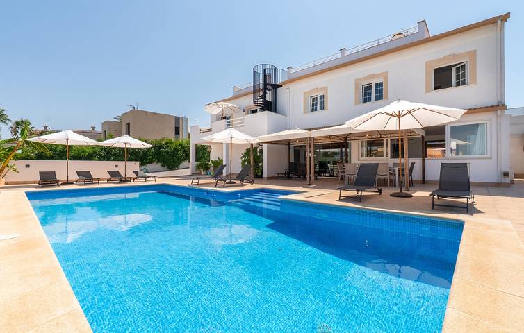 Ferienhaus mit Meerblick für 8 Personen, mit Terrasse und Garten in Llucmajor