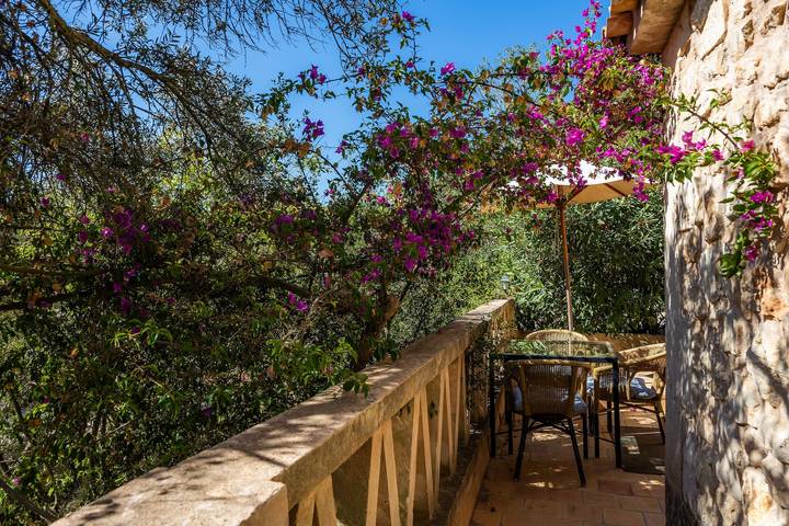 Apartamento inteiro, Apartamento de férias "Ses Solls" com vista para a montanha, piscina partilhada e Wi-Fi in Petra (Espanha), Maiorca Centro