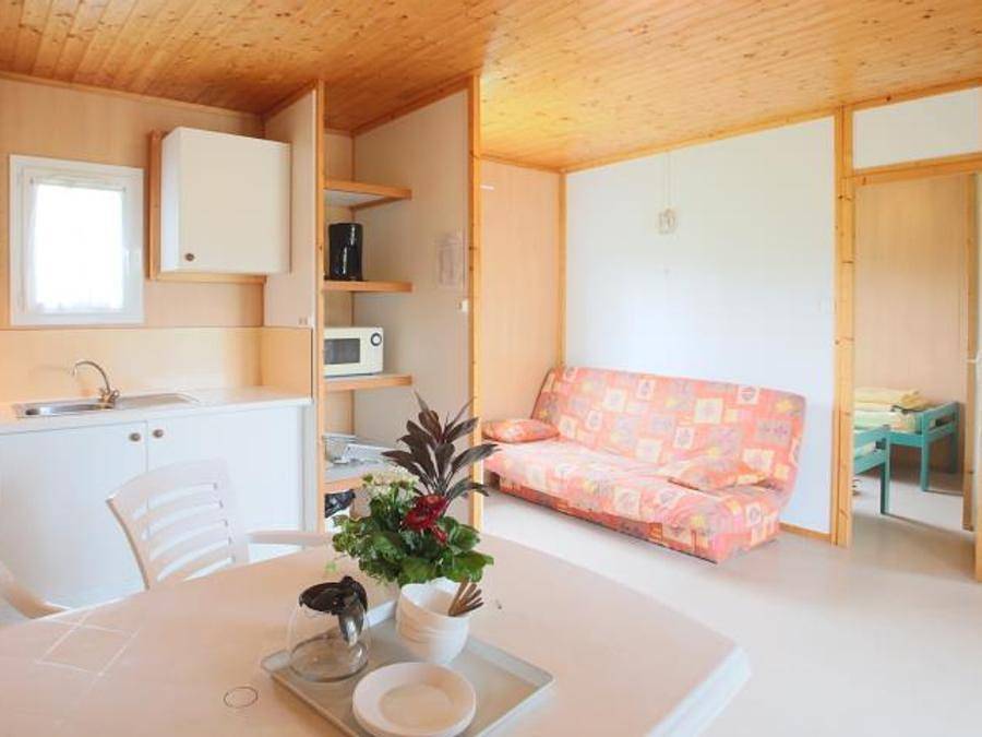 Camping municipal La Rivière - Donzenac - Chalet 4 personnes - Chalet Pmr 22 m² in Donzenac, Région de Brive-la-Gaillarde