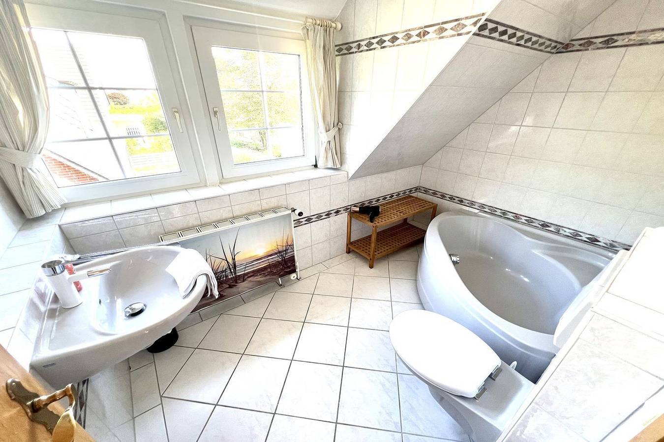 Ganze Wohnung, Lichtdurchflutete Ferienwohnung in ruhiger Lage mit Sauna in Westerland in Westerland, Sylt (Gemeinde)