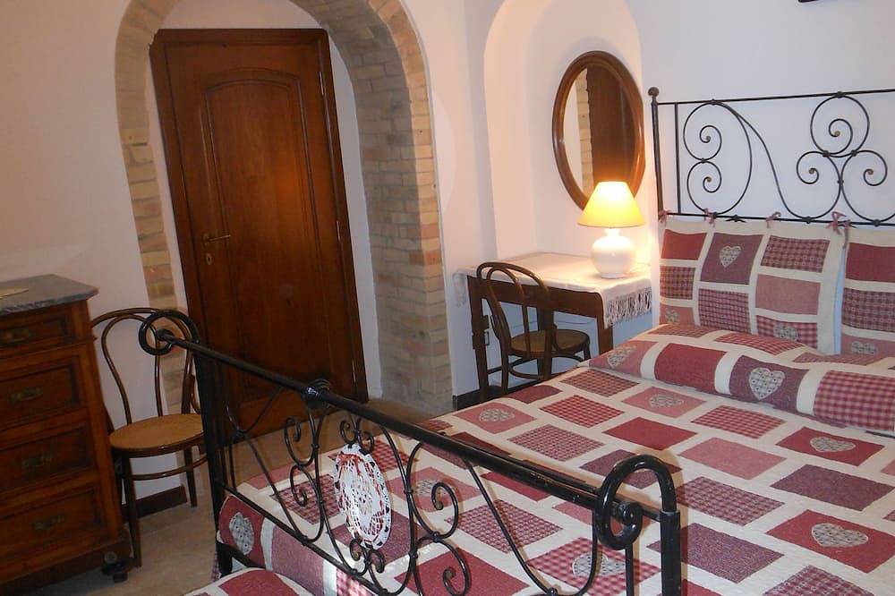 Ganze Wohnung, Das Familienhaus: im Zentrum von Assisi mit dem Auto oder ohne in Assisi, Perugia Provinz