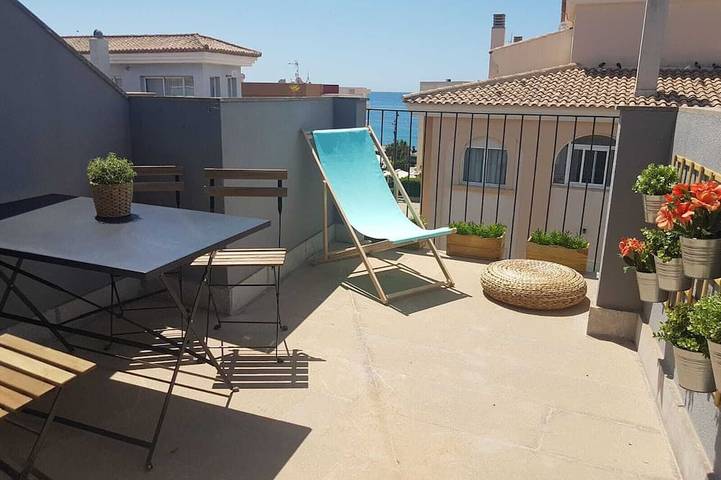 Location de vacances pour 6 personnes, avec balcon à Moraira