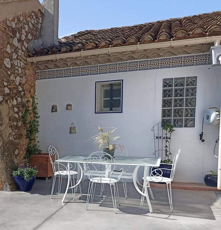 Gîte pour 4 personnes, avec jardin à Montséret - 4