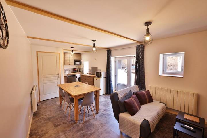 Location de vacances pour 4 personnes, avec terrasse à Montbellet - 2