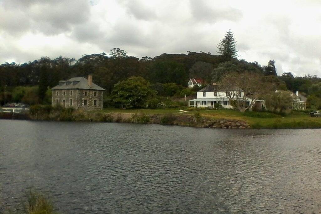 Tuis Nest- Privat und doch zentral, in der Nähe des Flusses .. in Kerikeri, Bay Of Islands