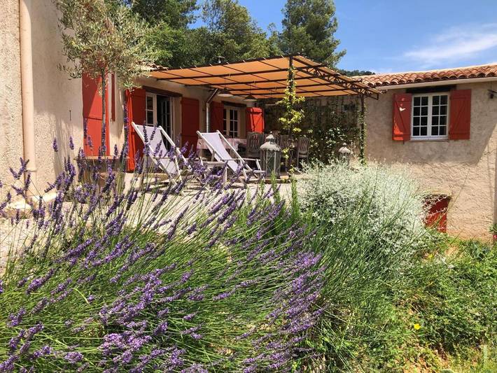 Villa pour 10 personnes, avec vue sur le lac et jardin ainsi que vue et piscine à Seillans - 4