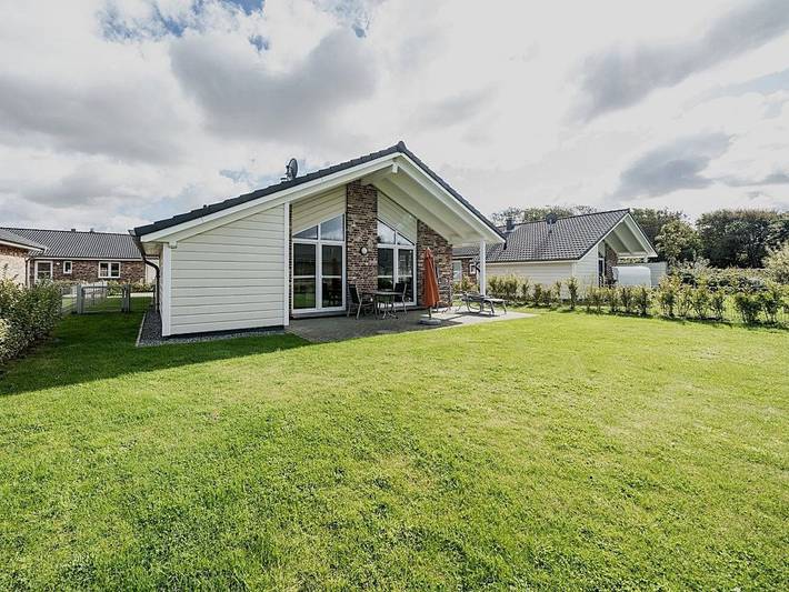 Ferienhaus für 5 Personen, mit Garten und Sauna sowie Terrasse, kinderfreundlich in Dagebüll