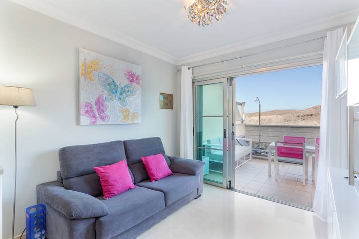 Apartamento inteiro, Apartamento em 'Brisas De Puerto Rico' com Piscina Aquecida, Jacuzzi, Wi-Fi e Ar Condicionado in Puerto Rico (Gran Canaria), Mogán