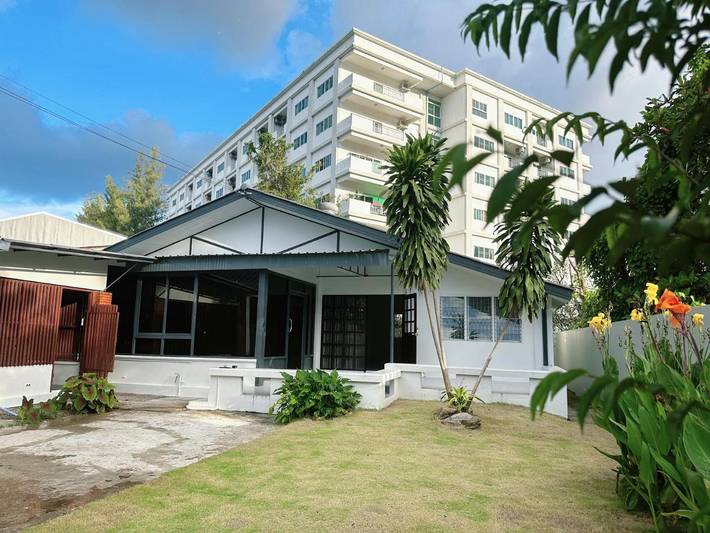 Chalet para 4 personas, con jardín - 1