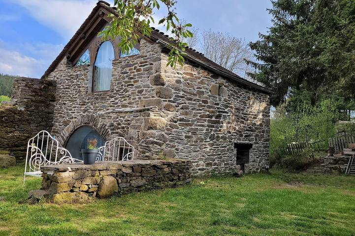 Location de vacances pour 4 personnes, avec Jardin à Le Bleymard