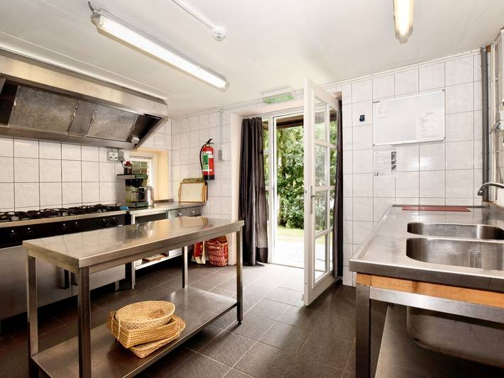 Location de vacances pour 17 personnes, avec terrasse et jardin, adapté aux familles à Rendeux - 4