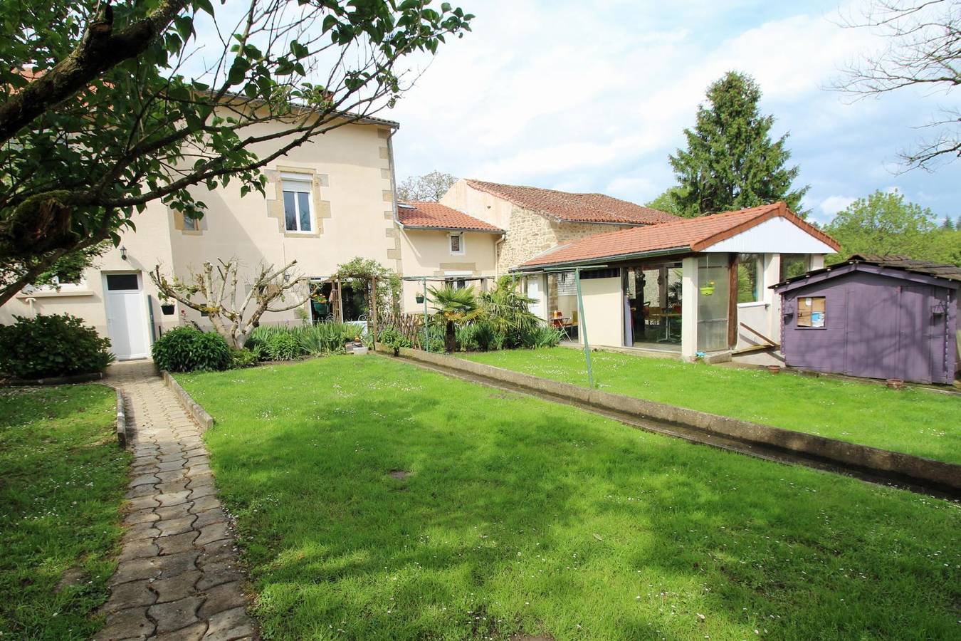 Ô Champ du Lac - Appartement in Saint-Pardoux, Bellac en omgeving