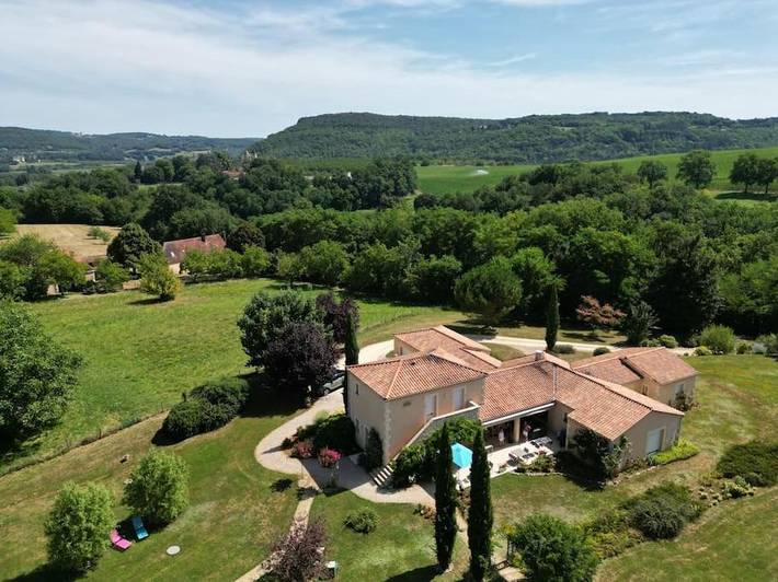 Location de vacances pour 2 personnes, avec jardin et piscine à Veyrines-de-Domme - 2