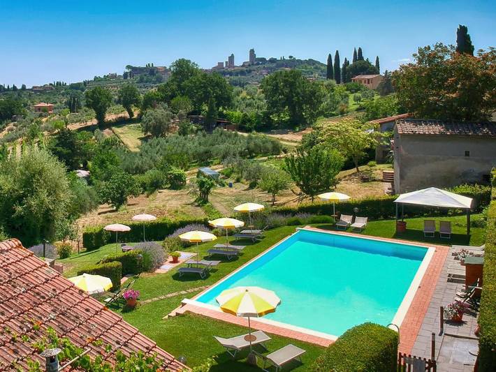 Hôtel pour 2 personnes, avec jardin ainsi que piscine et terrasse