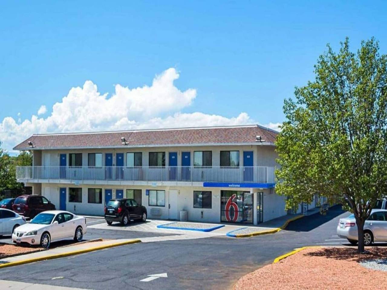 Apartamento entero, 1 cama doble | accesible para personas con movilidad reducida | bañera in Pueblo (desambiguación), Condado de Pueblo