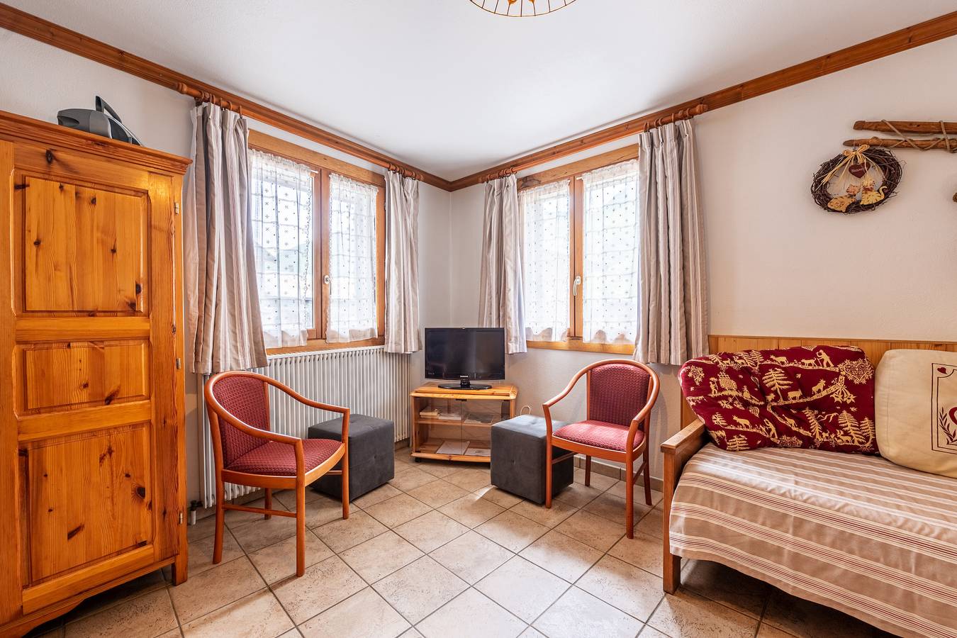 Ganze Wohnung, Ferienwohnung 'Chalet Le Choucas N°1' mit Bergblick und Wi-Fi in Les Menuires, Saint-Martin-de-Belleville