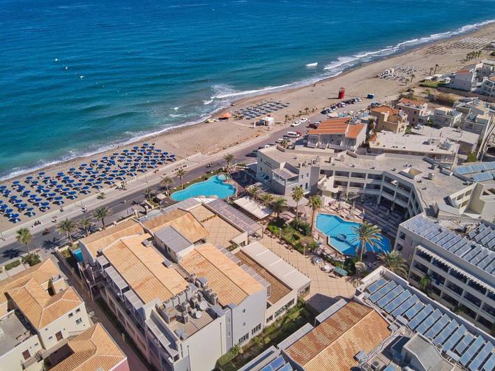 Bungalow für 3 Personen, mit Balkon und Whirlpool sowie Terrasse und Garten in Rethymnon