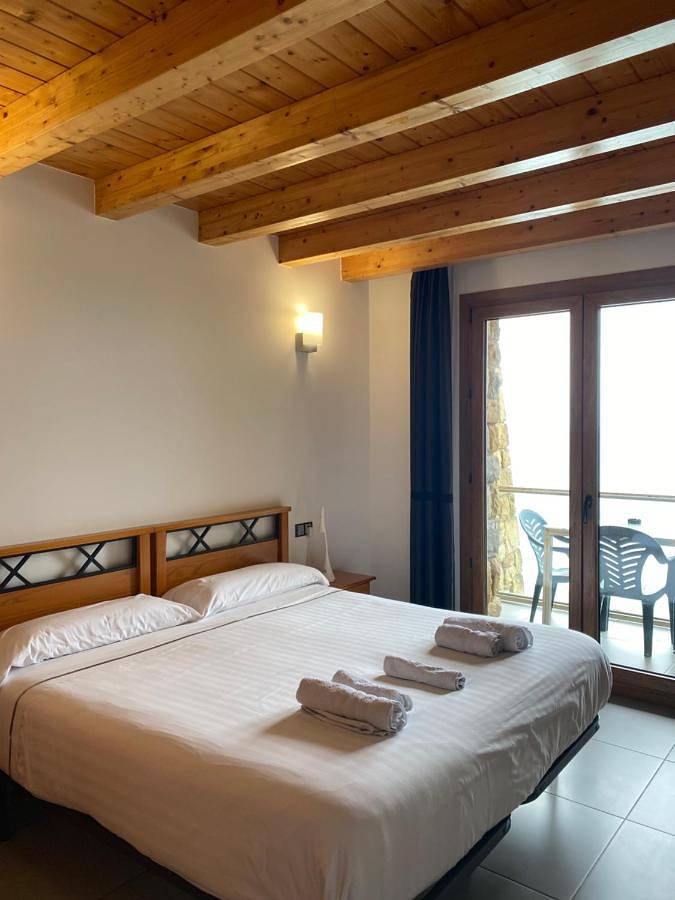 Casa rural para 3 personas, con piscina y terraza además de vistas y jardín en el País Vasco - 4