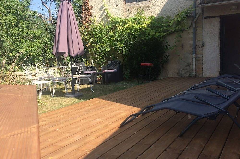 La Dolce Vita des Hautes Côtes in Magny-lès-Villers, Beaune region