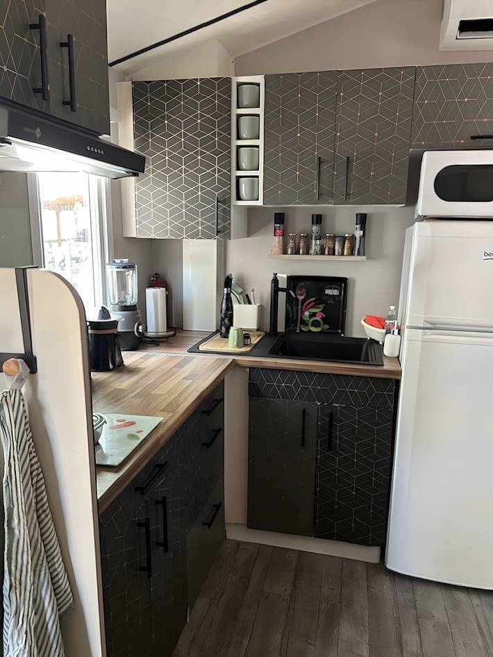 Camping pour 6 personnes, avec bassin pour enfant et sauna, animaux acceptés au Le Grau-du-Roi - 3