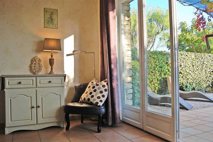 Gîte pour 5 personnes, avec terrasse et piscine à Gordes