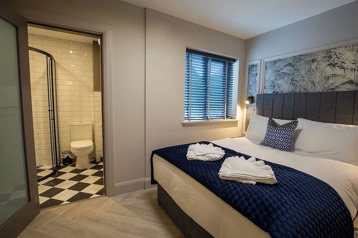 Modern Snug room in the heart of Galway in St Nicholas, Galway