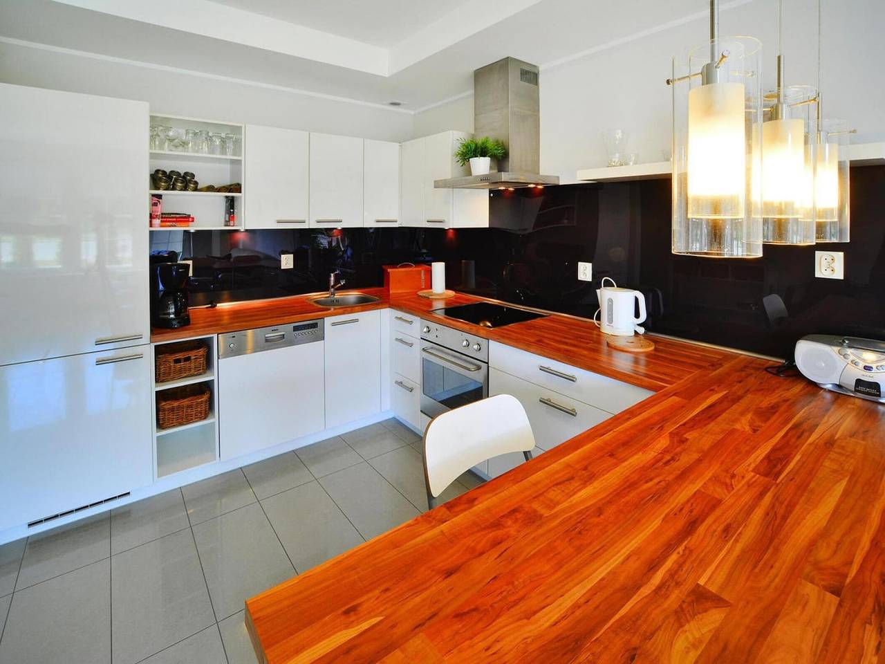 Cały apartament, Komfortowy apartament wakacyjny, parter, balkon in Grzybowo, Morze Bałtyckie