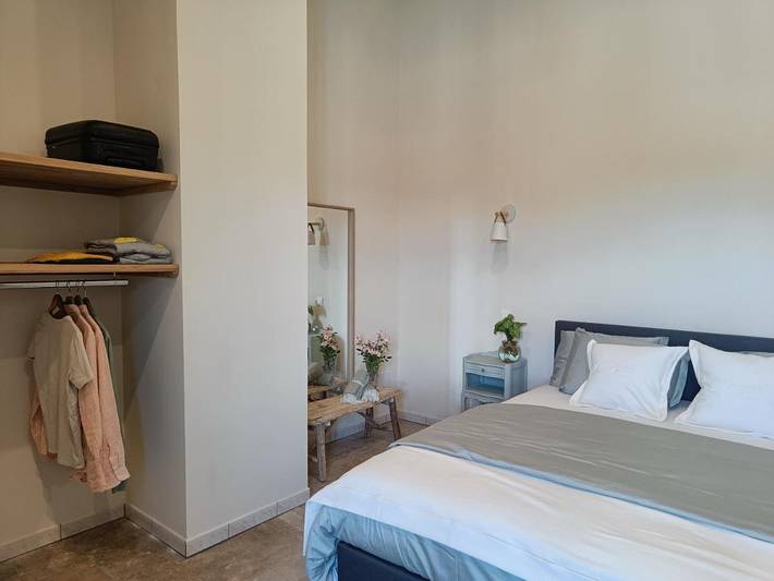 Location de vacances pour 2 personnes, avec terrasse et vue à Neffiès - 4