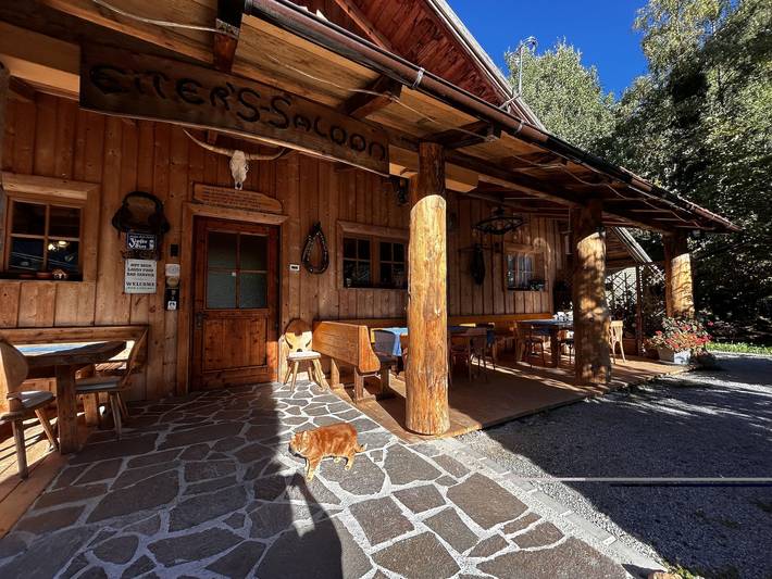 Pension für 7 Personen, mit Terrasse in Fließ