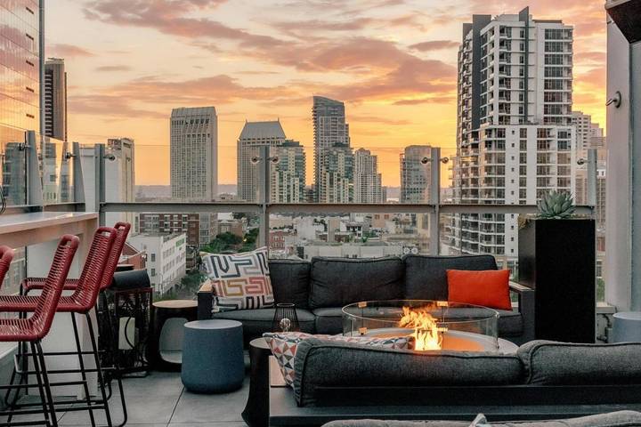 Hotel para 2 personas, con terraza y vistas - 1