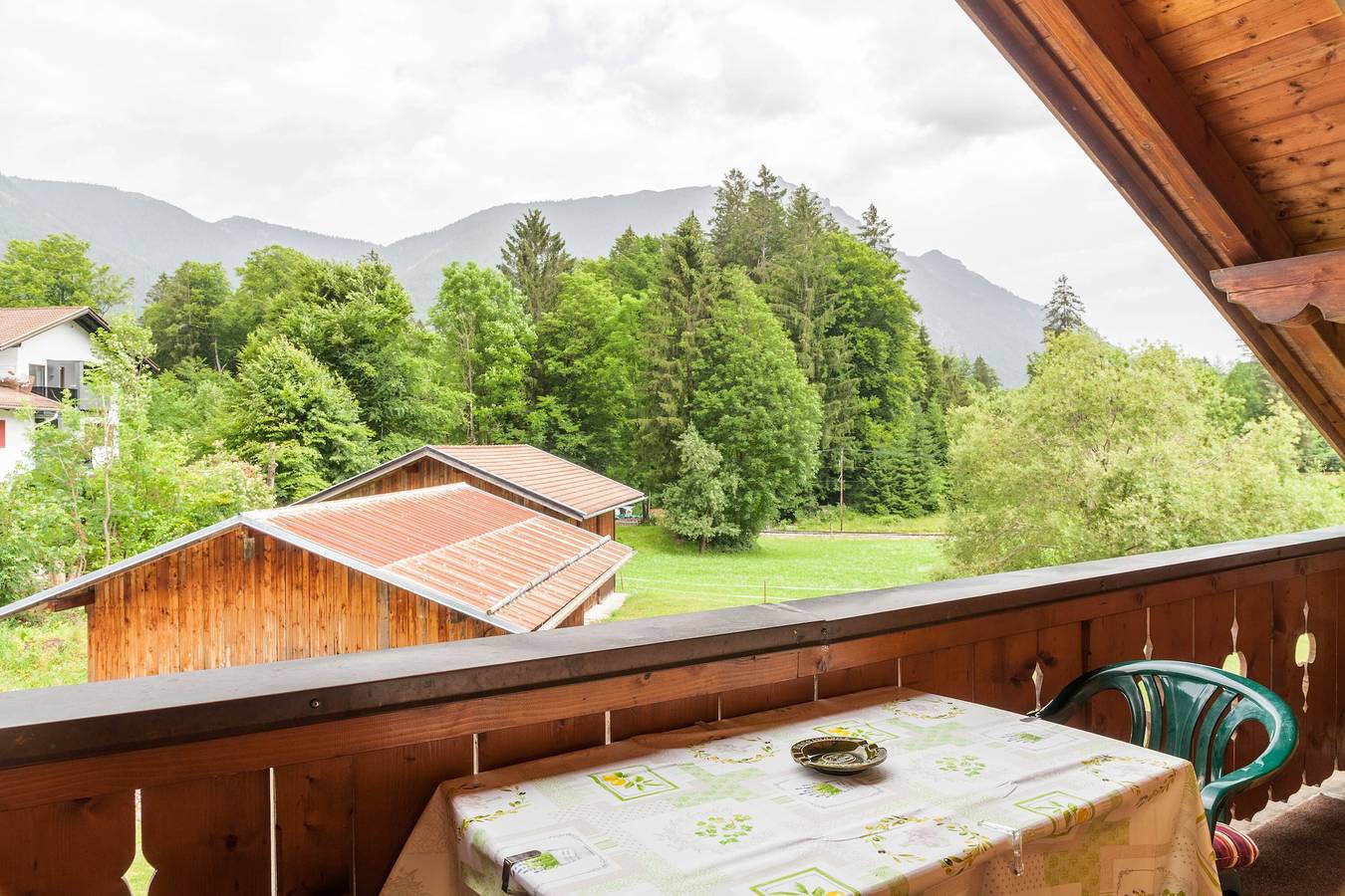 Geheel appartement, Appartement 'Ferienwohnung Kramer' met Balkon en Wifi in Grainau, Eibsee