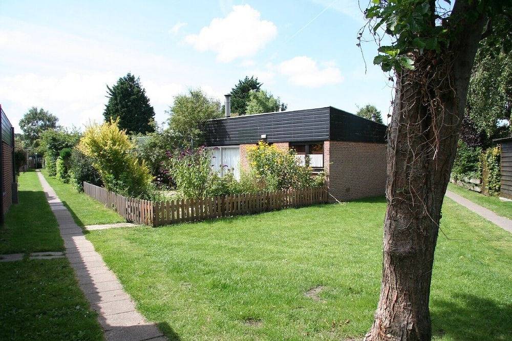 Freistehendes Ferienhaus mit Garten in grüner und sonniger Lage (bis 4 Pers.) in Noordwijkerhout, Niederländische Nordsee