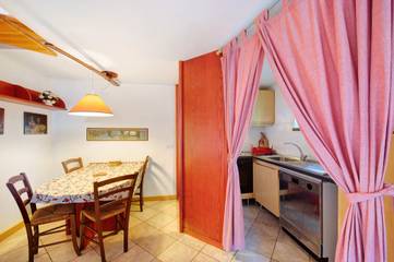 Baita per 4 Persone in Comune di La Salle, Alpi Pennine, Foto 3