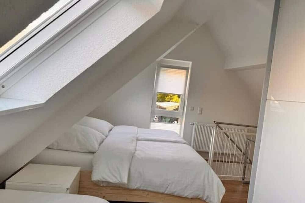Traumhaftes modernes Ferienhaus in 78554 Aldingen in Aldingen, Landkreis Tuttlingen