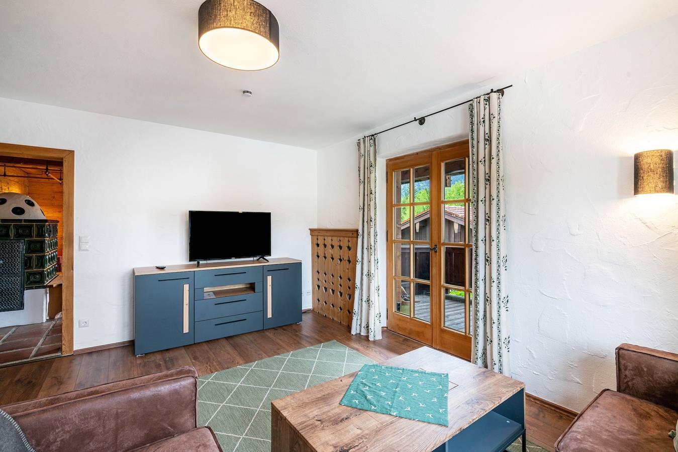 Ganze Wohnung, Ferienwohnung 'Kreiznegge' mit Bergblick, Balkon und Wi-Fi in Inzell, Bayerische Alpen