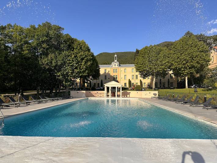 Gîte pour 4 personnes, avec piscine, adapté aux familles à Montbrun-les-Bains - 2