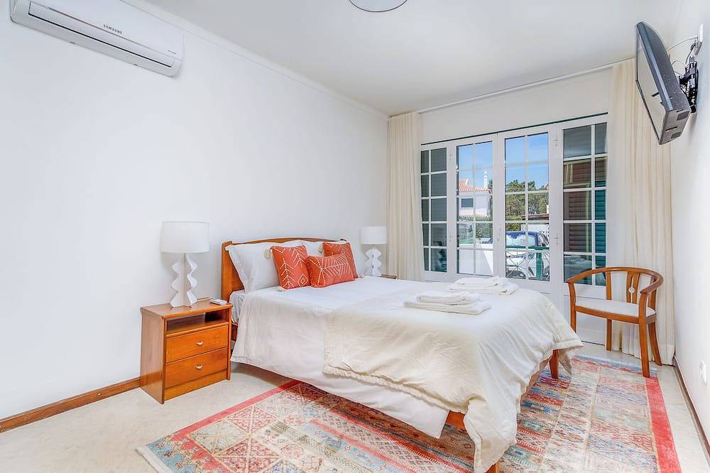 Schönes 4-Bett-Haus mit Pool, Strand zu Fuß erreichbar in Castro Marim, Faro Distrikt