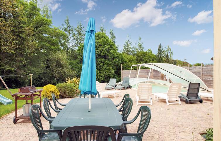 Ferienhaus für 11 Personen, mit Pool und Garten sowie Whirlpool und Terrasse in Côtes-d'Armor - 4