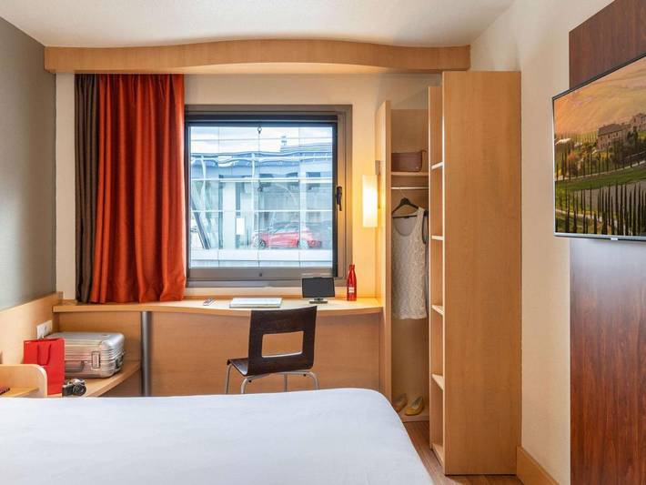 Hotel para 3 personas, con terraza - 1
