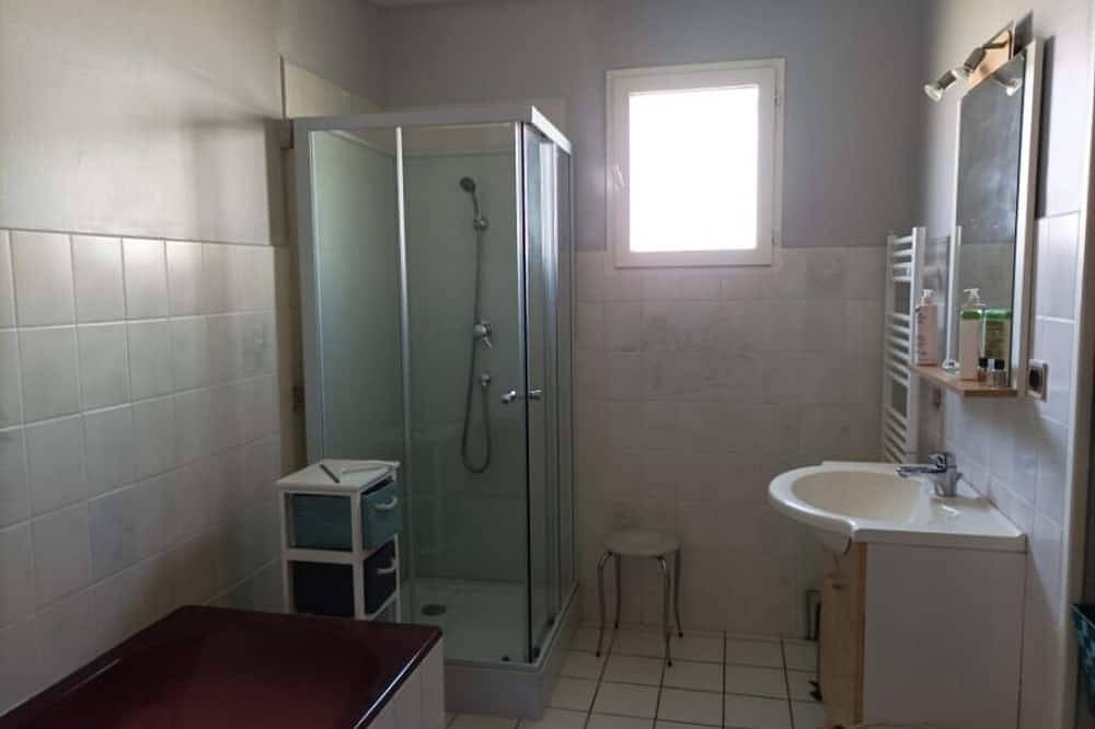 House 100 m2 Plein pied, Proche mer 6 pers Jardin clos Grande terrasse parking in Wimille, Boulogne-sur-Mer region