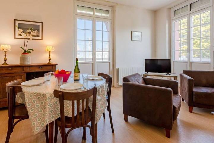 Gîte pour 5 personnes, avec balcon dans Grand Casino de Cabourg