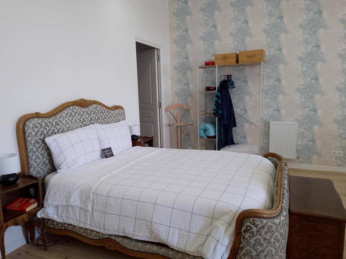 Appartement entier, Pyrenees Vue Gite Hoopoe - Le Plus Commentaires Positifs,Vues Fantastique, Petit-Déjeuner, Calme, Piscine, Parking in Saint-Gaudens, Haute-Garonne