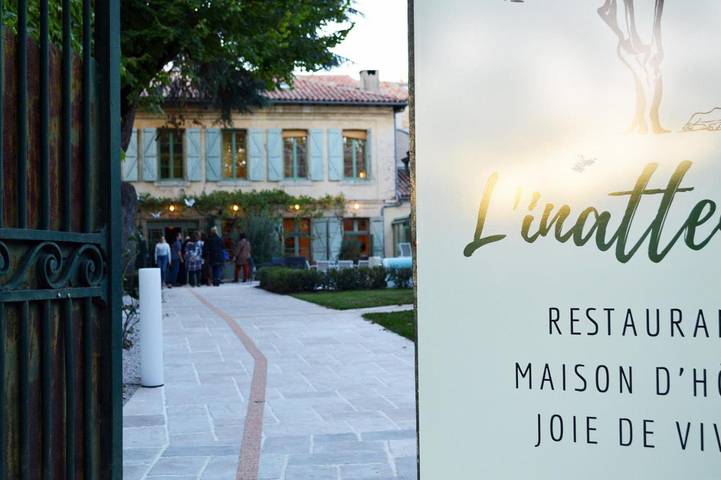 Maison d’hôte pour 2 personnes, avec Terrasse et Jacuzzi ainsi que Jardin et Piscine dans Villeneuve-lès-Lavaur